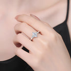 [Plus&Max]ELEGANT MARQUISE CUT MOISSANITE RING WITH SIDE ACCENTS