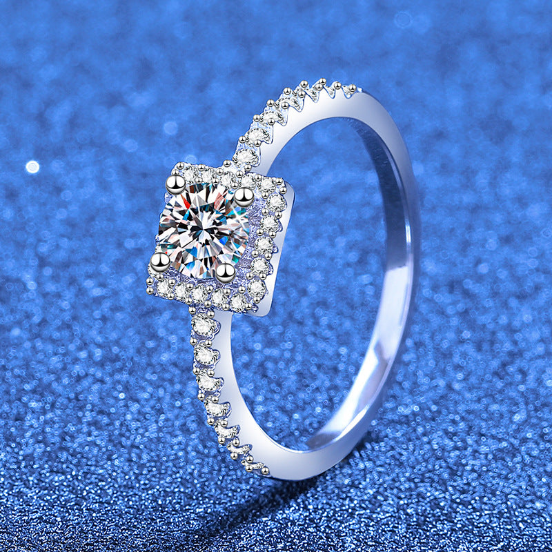 [Plus&Max]DAINTY SUGAR-CUBE MOISSANITE RING
