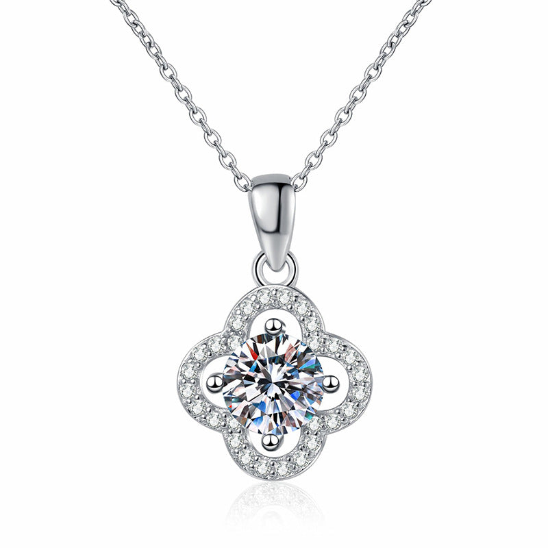 [Plus&Max]CLASSIC CLOVER MOISSANITE PENDANT NECKLACE