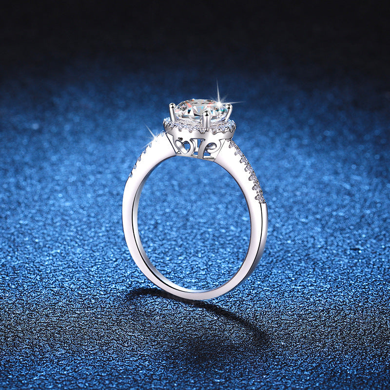 [Plus&Max]RADIANT ROUND HALO MOISSANITE ENGAGEMENT RING