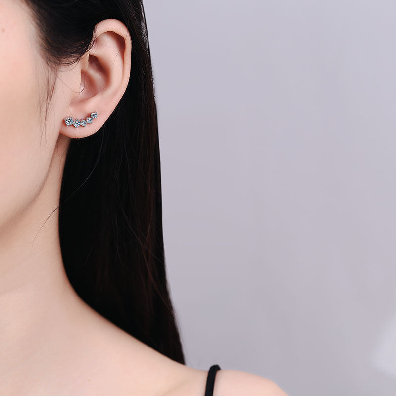[Plus&Max]SPARKLING SMILE ARC MOISSANITE STUD EARRINGS