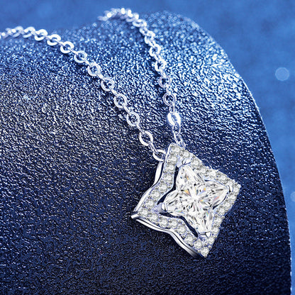 [Plus&Max]STAR-CLOVER MOISSANITE NECKLACE