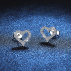 [Plus&Max]SPARKLING HEART-SHAPED MOISSANITE STUD EARRINGS