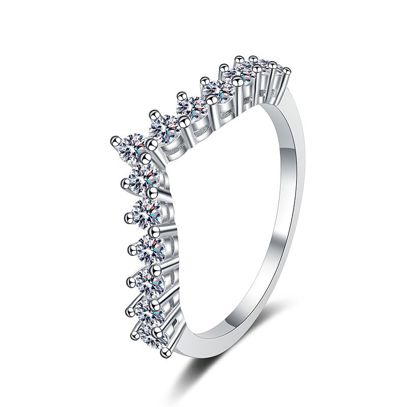 [Plus&Max]ELEGANT V-SHAPED CHEVRON MOISSANITE RING