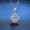 [Plus&Max]CLASSIC CLOVER MOISSANITE PENDANT NECKLACE