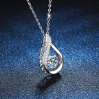 [Plus&Max]DANCING WATER DROP MOISSANITE NECKLACE