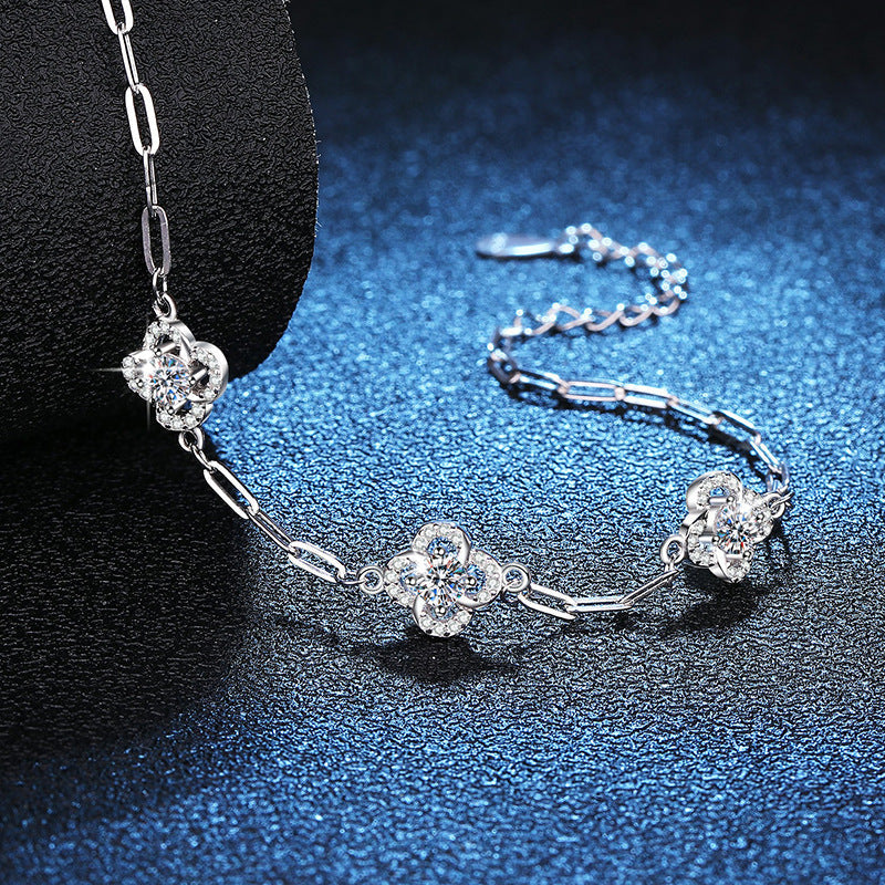 [Plus&Max]TRIPLE-CLOVER MOISSANITE BRACELET