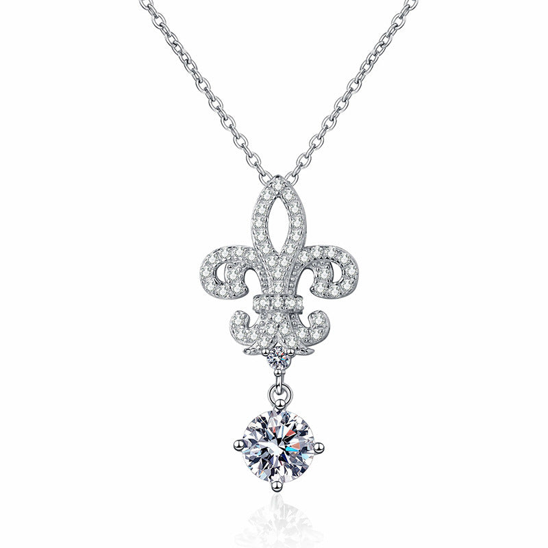 [Plus&Max]ROYAL FLEUR-DE-LIS MOISSANITE PENDANT NECKLACE