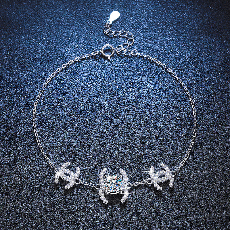 [Plus&Max]CLASSIC INTERLOCKING MOISSANITE BRACELET