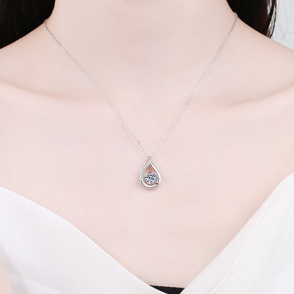 [Plus&Max]DANCING WATER DROP MOISSANITE NECKLACE