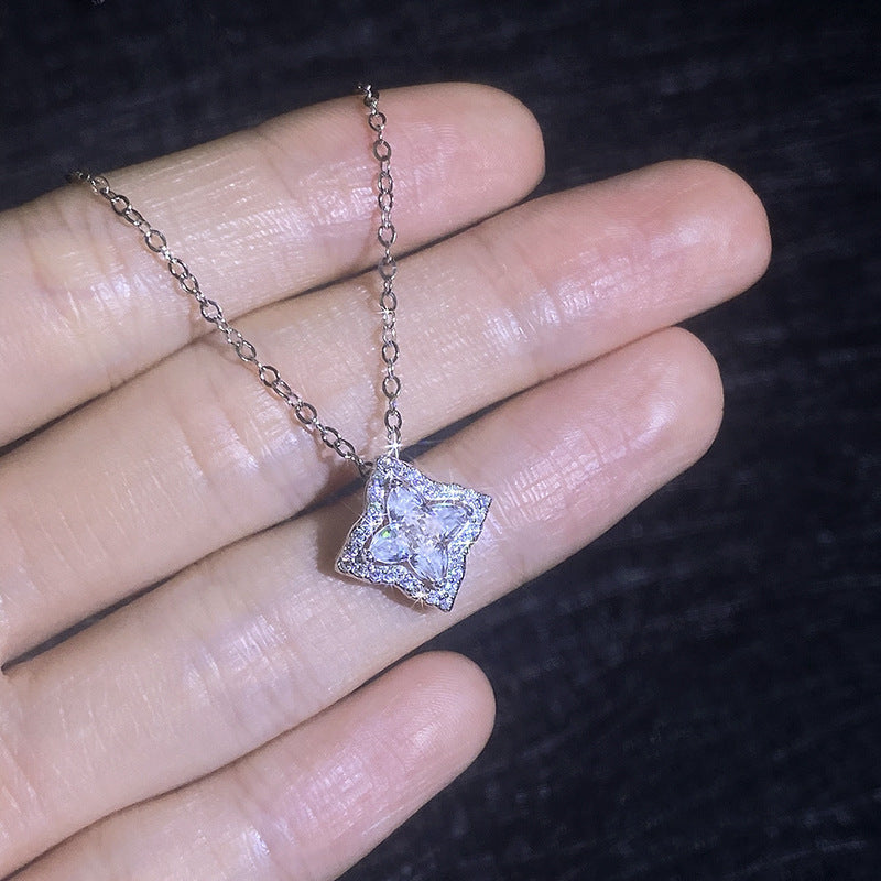 [Plus&Max]STAR-CLOVER MOISSANITE NECKLACE