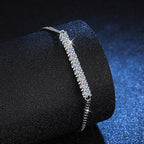 [Plus&Max]SMILING CURVE MOISSANITE BRACELET