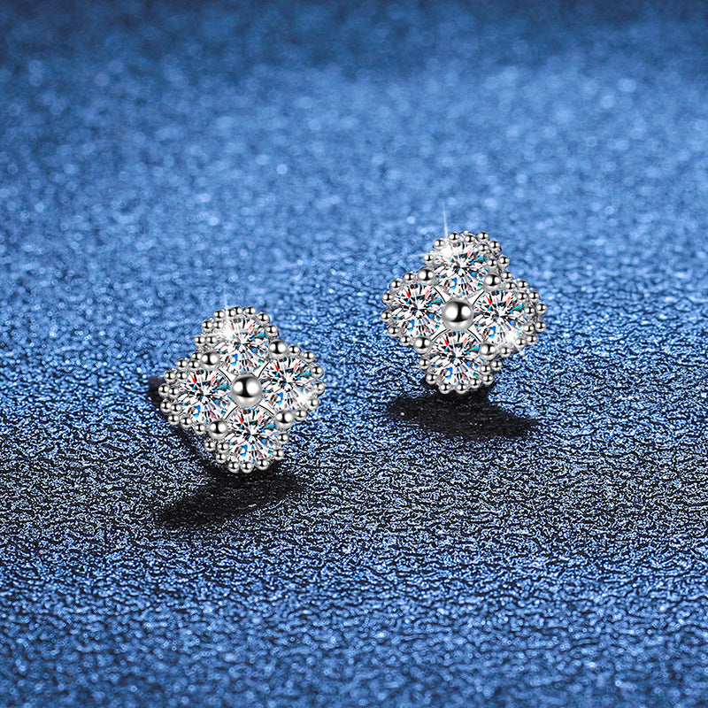 [Plus&Max]ELEGANT FOUR-LEAF CLOVER MOISSANITE STUD EARRINGS