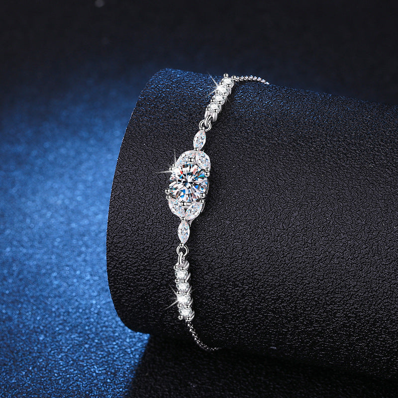 [Plus&Max]BLOOMING STAR-FLOWER MOISSANITE BRACELET
