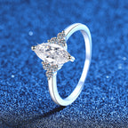 [Plus&Max]ELEGANT MARQUISE CUT MOISSANITE RING WITH SIDE ACCENTS