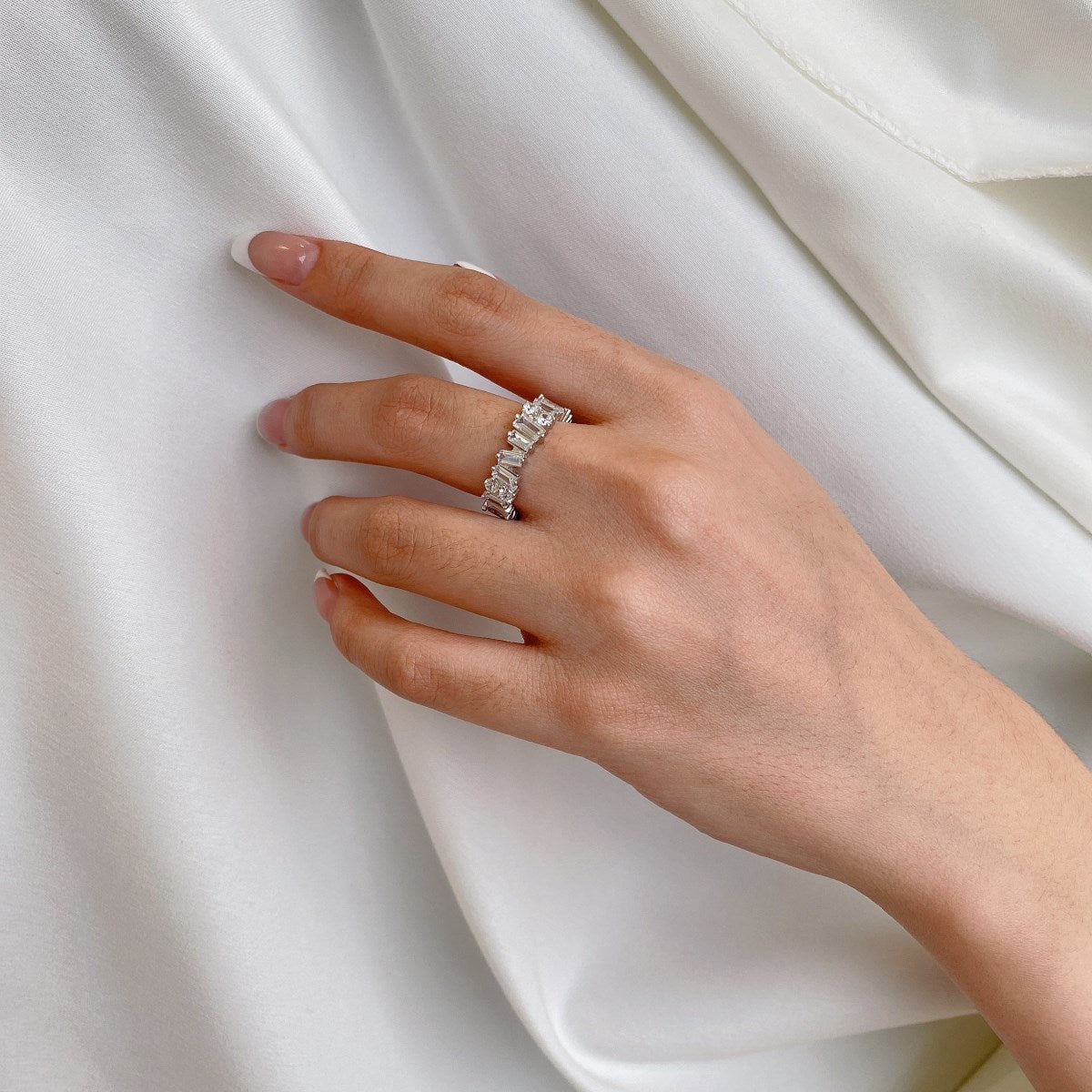 [Max Jewelry ]Delicate Multi Shape Tennis Ring