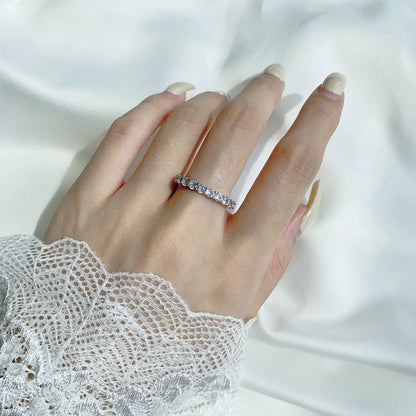 [Max Jewelry ]Sparkling Round Cut Tennis Ring