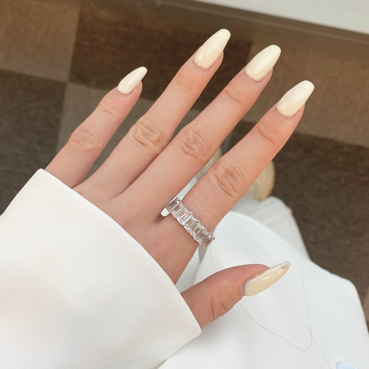 [Max Jewelry ]0.75 Carat Elegant Emerald Cut Tennis Ring