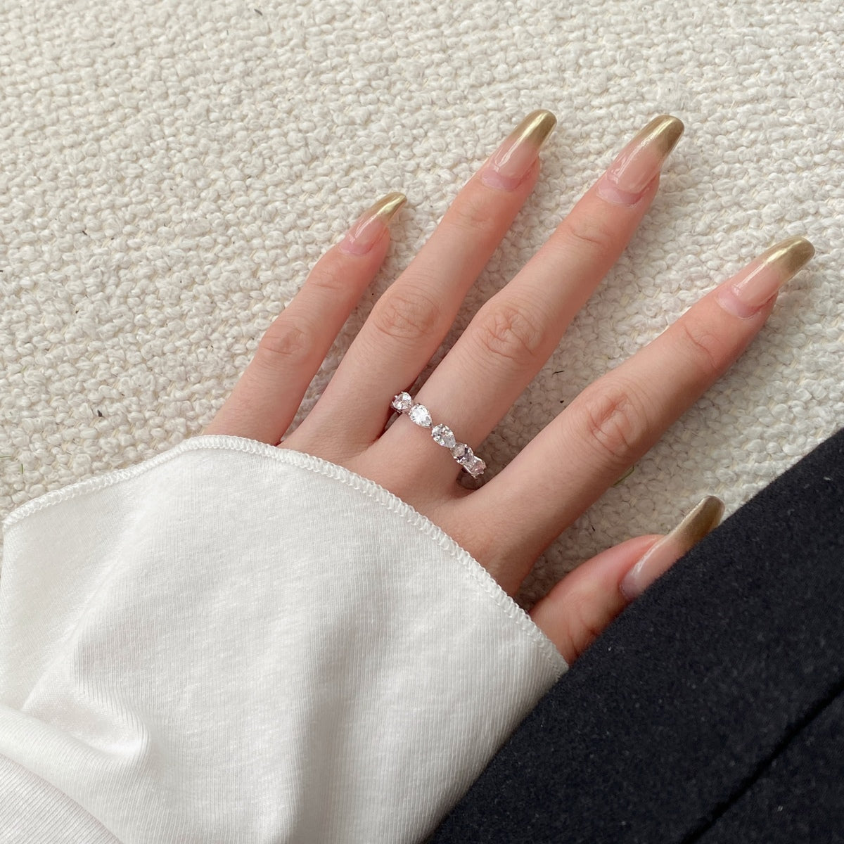 [Max Jewelry ]Exquisite Pear Cut Tennis Ring