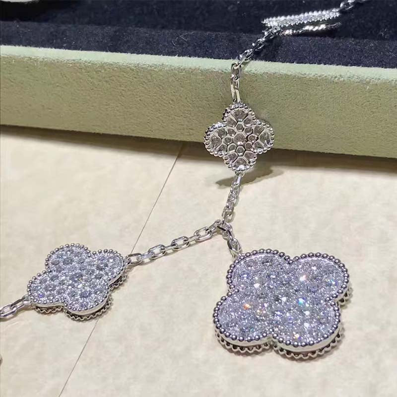 [Max Jewelry ]CLOVER 6 MOTIFS SILVER DIAMOND BRACELET