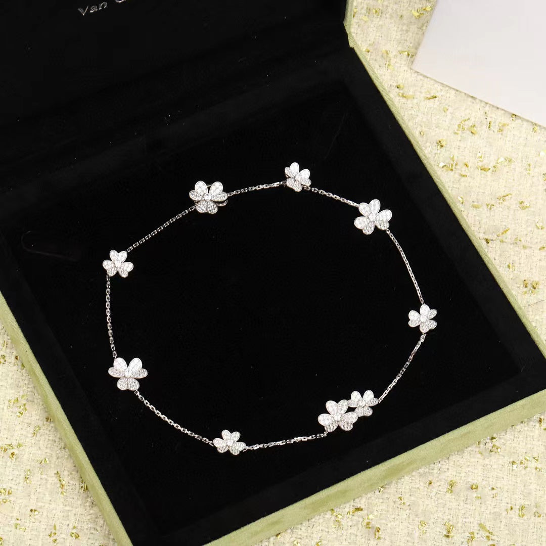 [Max Jewelry ]FRIVOLE SILVER 9 FLOWERS NECKLACE