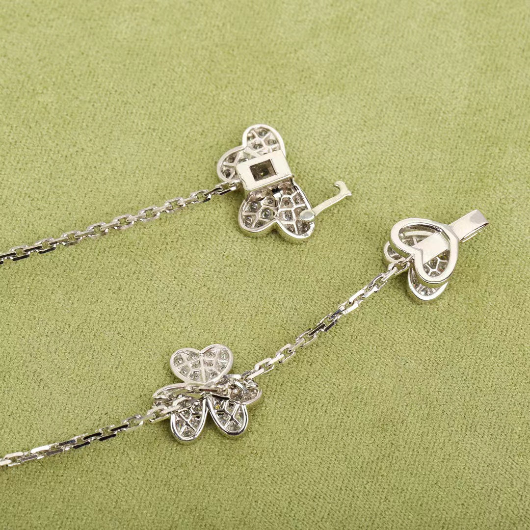 [Max Jewelry ]FRIVOLE SILVER 9 FLOWERS NECKLACE