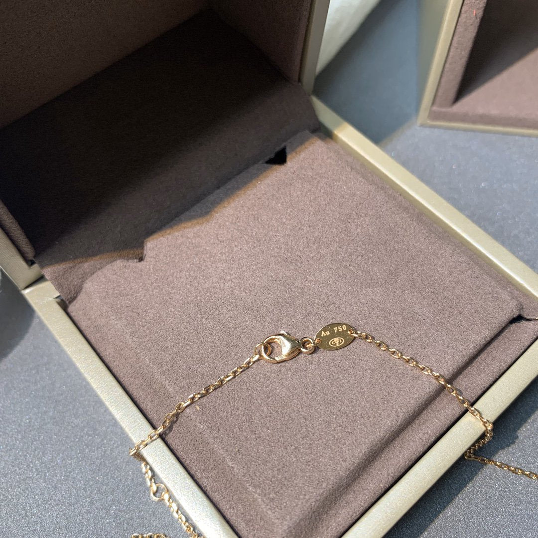 [Max Jewelry ]JEUX DE PINK GOLD DIAMOND NECKLACE