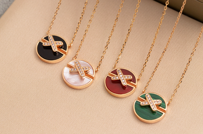 [Max Jewelry ]JEUX DE PINK GOLD DIAMOND NECKLACE