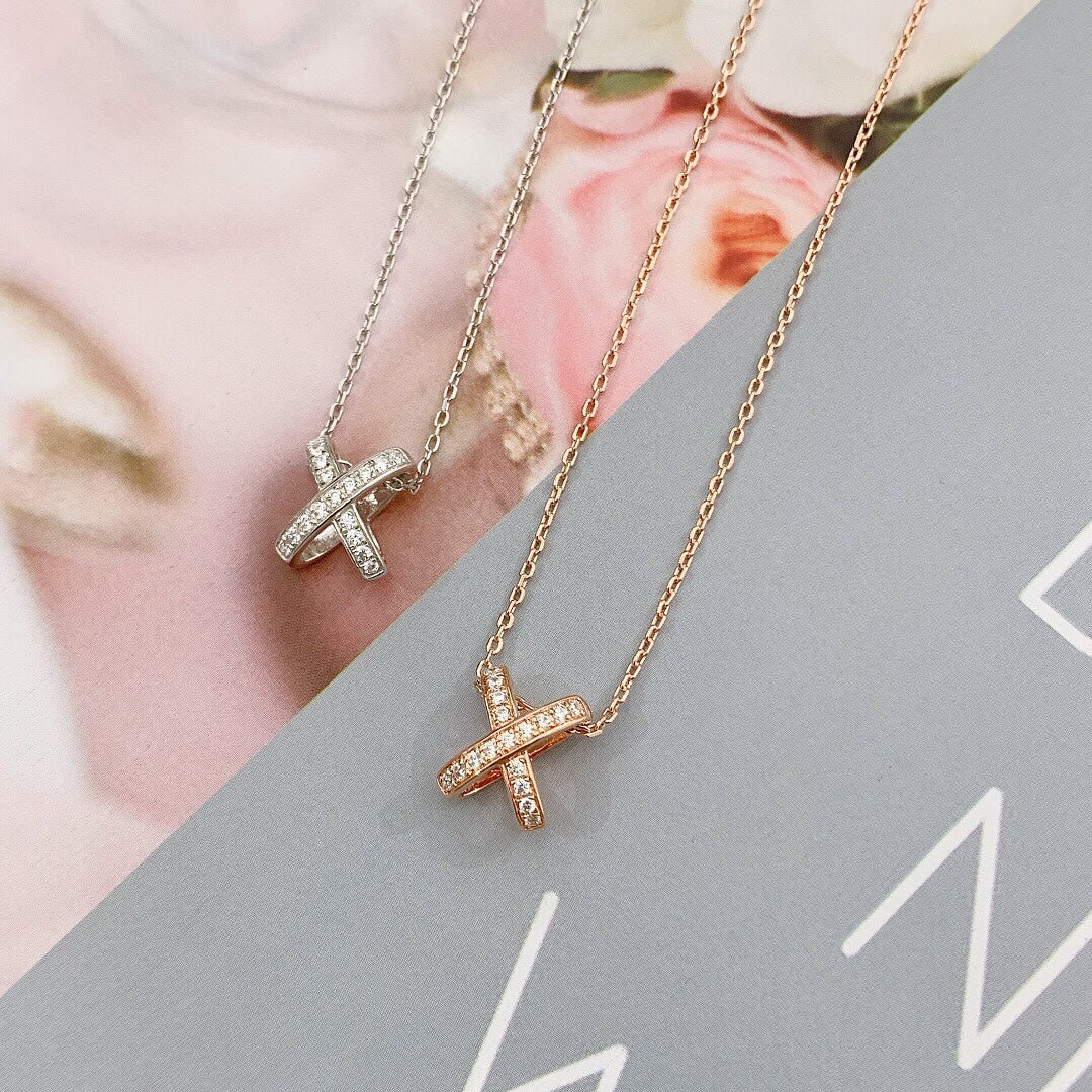 [Max Jewelry ]JEUX DE DIAMOND NECKLACE