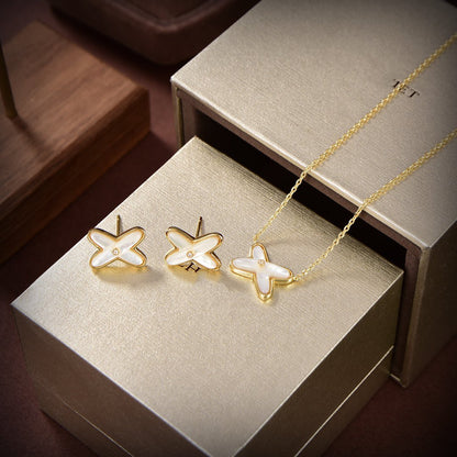 [Max Jewelry ]JEUX DE WHITE MOP GOLD DIAMOND EARRINGS