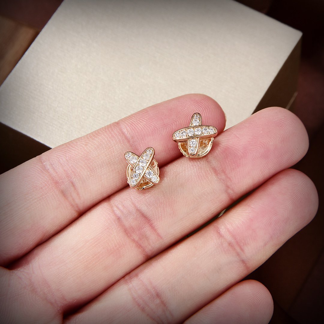[Max Jewelry ]JEUX DE GOLD DIAMOND EARRINGS