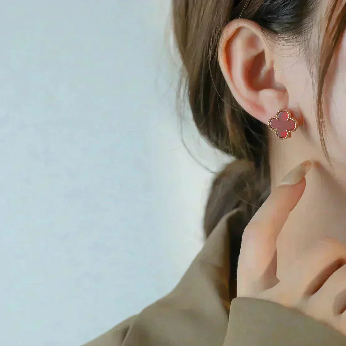 [Max Jewelry ]CLOVER MEDIUM 1 MOTIFS CARNELIAN  EARRINGS