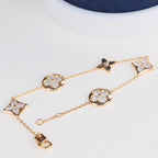 [Plus&Max]LEAF CLOVER BRACELET