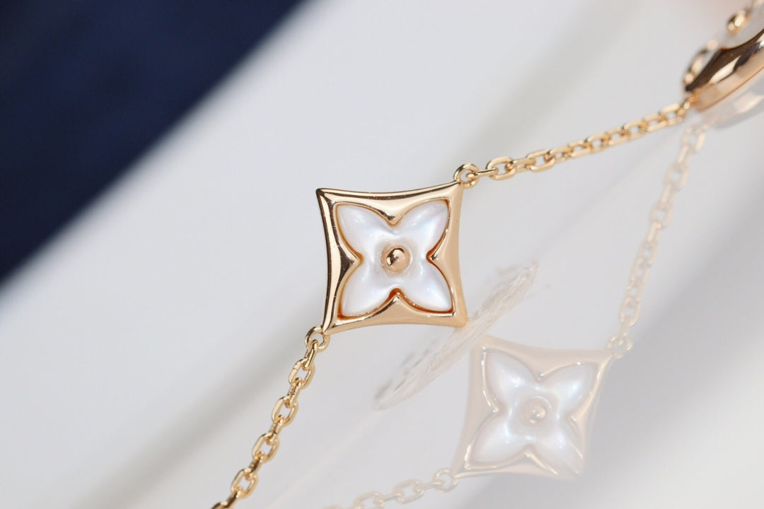 [Max Jewelry ]LEAF CLOVER BRACELET