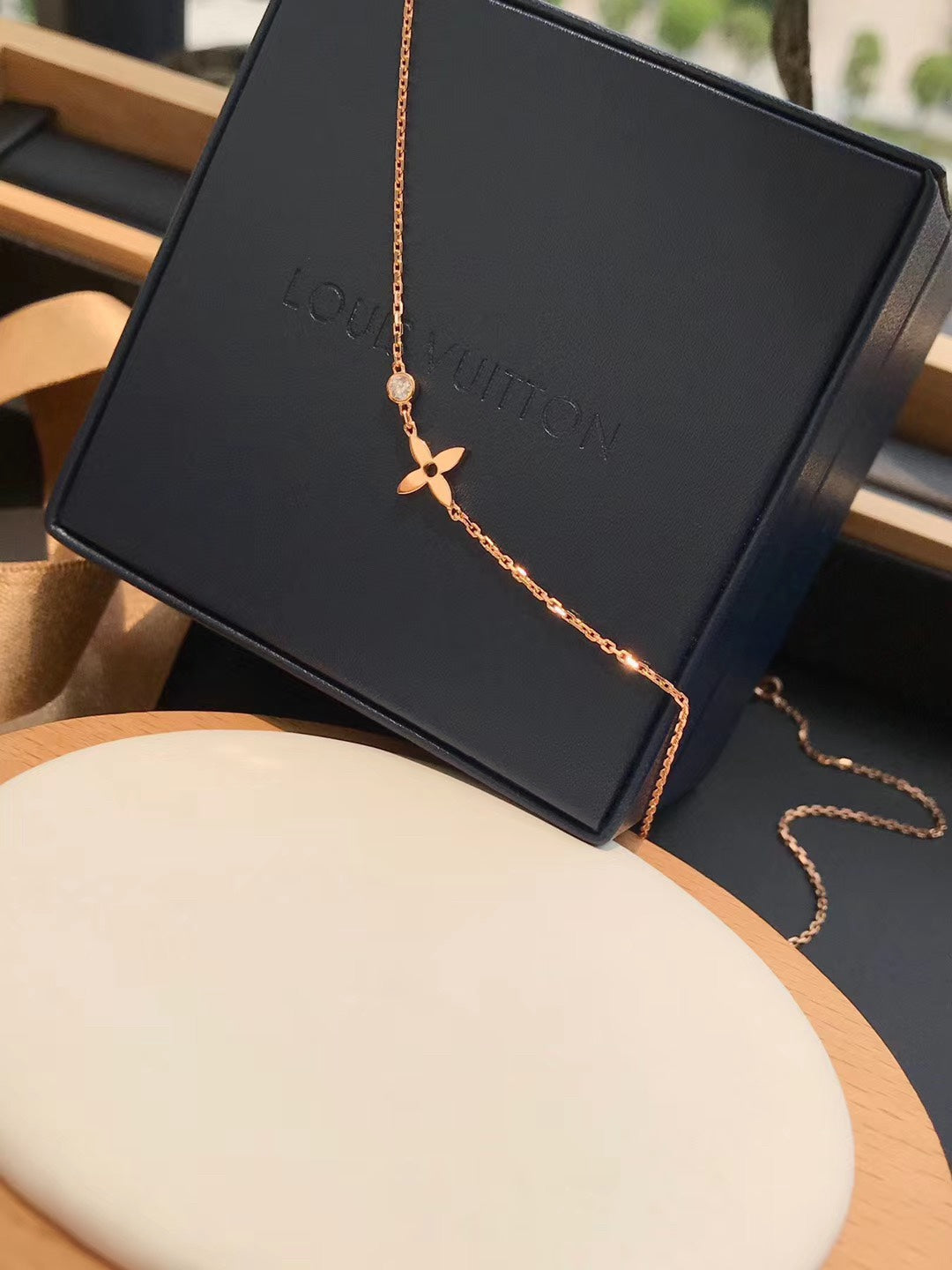 [Max Jewelry ]BLOSSOM PENDANT PINK GOLD AND DIAMOND