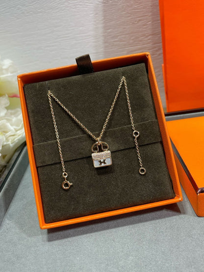 [Max Jewelry ]H CIRCE MOISSANITE PENDANT NECKLACE GOLD