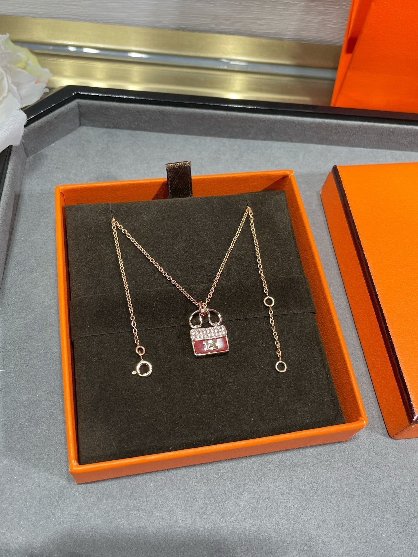 [Max Jewelry ]H CIRCE MOISSANITE PENDANT NECKLACE GOLD