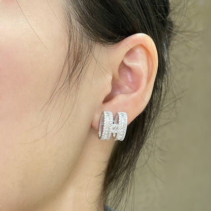 [Max Jewelry ]H STUD EARRINGS WITH SILVER DIAMONDS