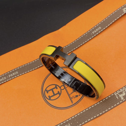 [Max Jewelry ]CLIC HM SO BLACK YELLOW BRACELET
