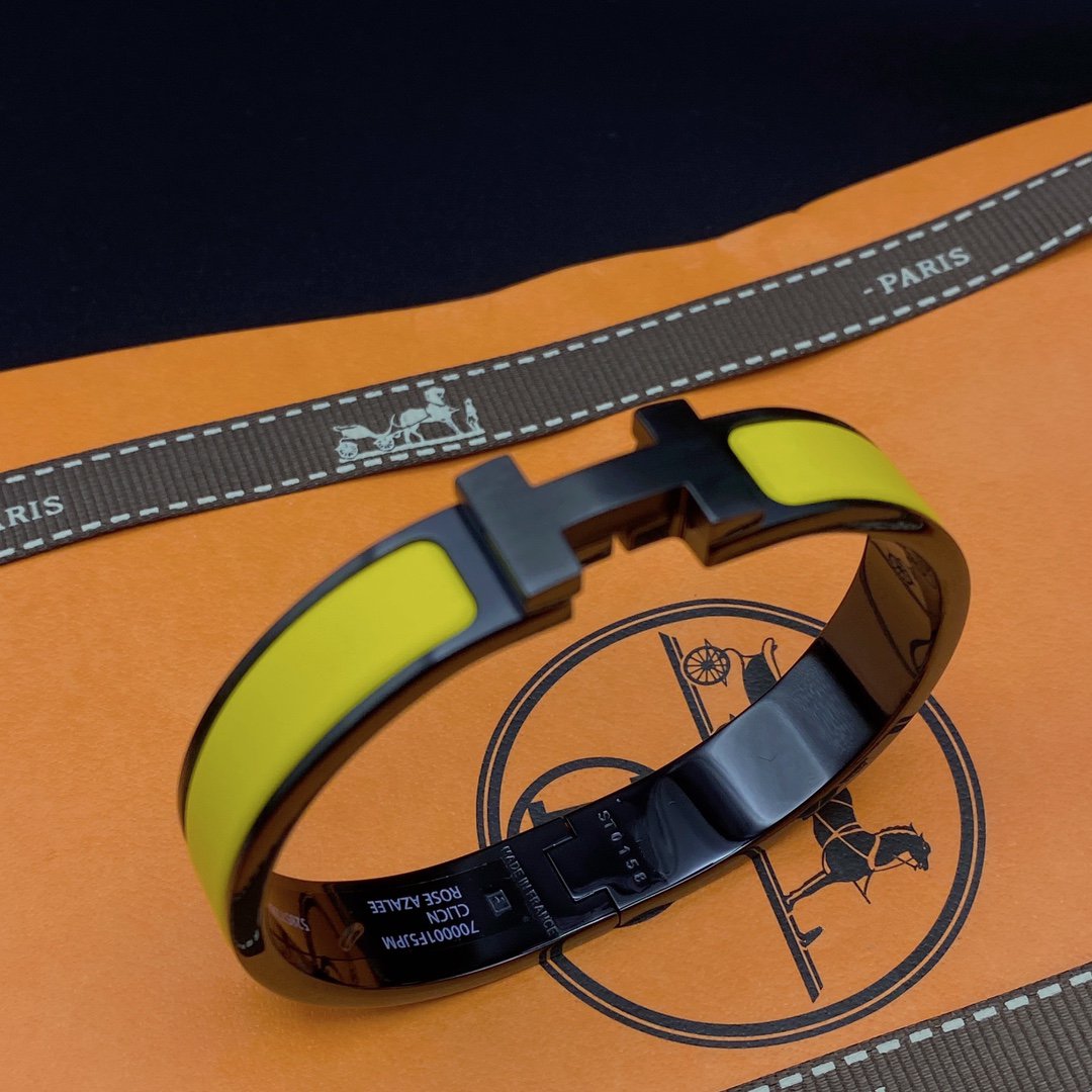 [Max Jewelry ]CLIC HM SO BLACK YELLOW BRACELET