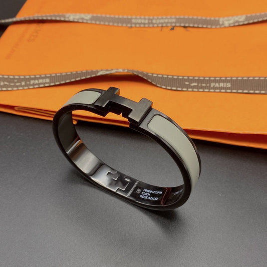 [Max Jewelry ]CLIC HM SO BLACK GREY BRACELET