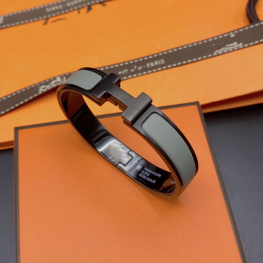 [Max Jewelry ]CLIC HM SO BLACK GREY BRACELET