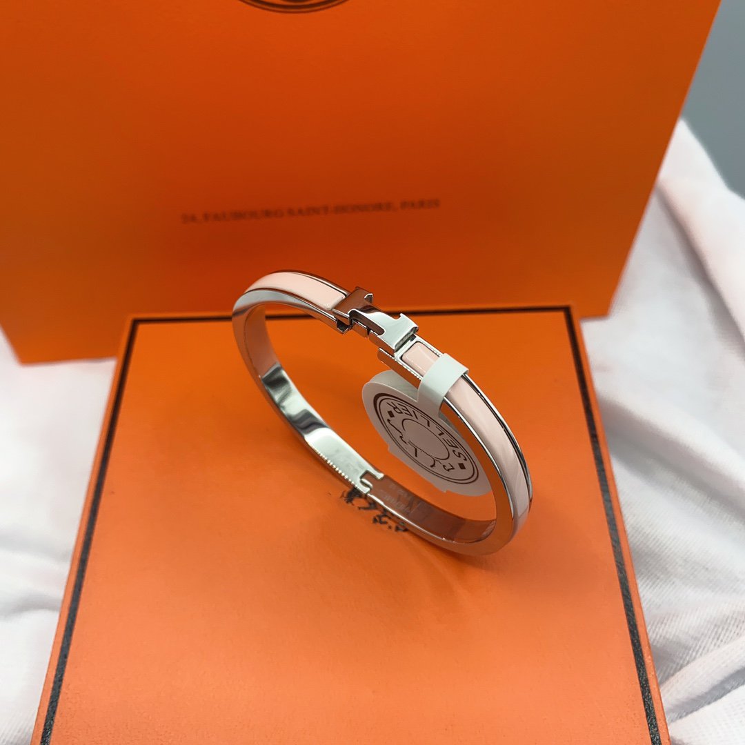 [Max Jewelry ]CLASSIC HM CLIC  PINK 8MM ENAMEL BRACELET