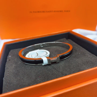 [Max Jewelry ]CLASSIC HM CLIC BLACK 8MM ENAMEL BRACELET