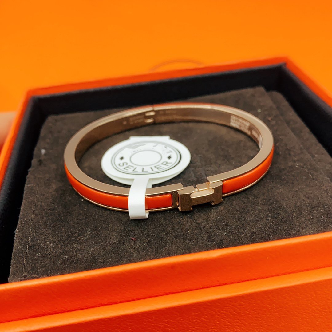 [Max Jewelry ]CLASSIC HM CLIC RED 8MM ENAMEL BRACELET