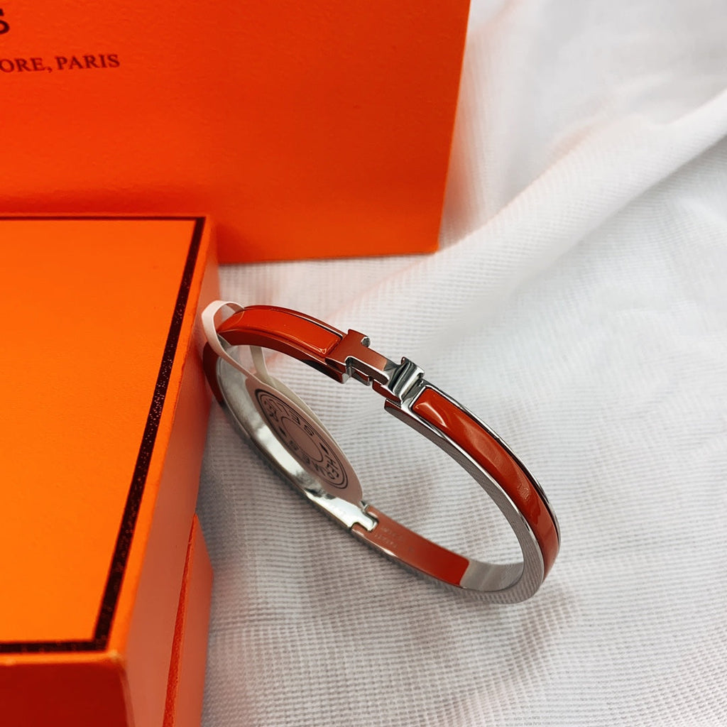 [Plus&Max]CLASSIC HM CLIC RED 8MM ENAMEL BRACELET