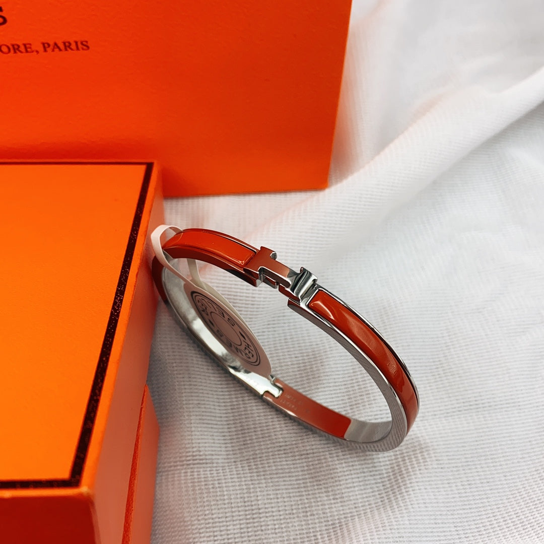 [Max Jewelry ]CLASSIC HM CLIC RED 8MM ENAMEL BRACELET
