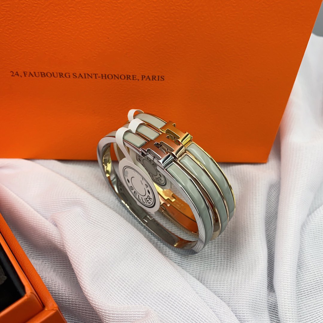 [Max Jewelry ]CLASSIC HM CLIC GREEN 8MM ENAMEL BRACELET