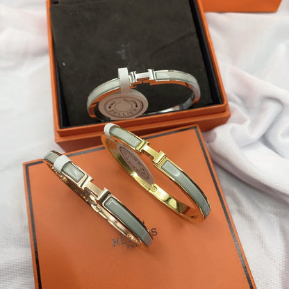 [Max Jewelry ]CLASSIC HM CLIC GREEN 8MM ENAMEL BRACELET