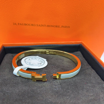 [Max Jewelry ]CLASSIC HM CLIC GREEN 8MM ENAMEL BRACELET